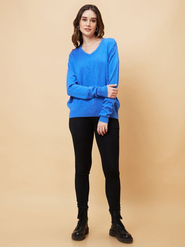 Globus Women Blue Solid Flat Knit V-Neck Sweater Top