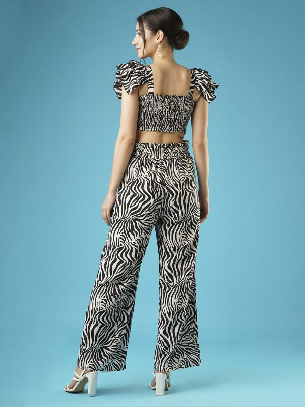 Globus Women Black & White Animal Printed Sweetheart Neck Crop Top & Wide Leg Trouser Co-Ord Set