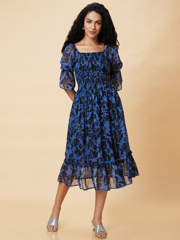 Globus Women Blue Floral Print Square Neck Smocked Casual Fit and Flare Midi Dress