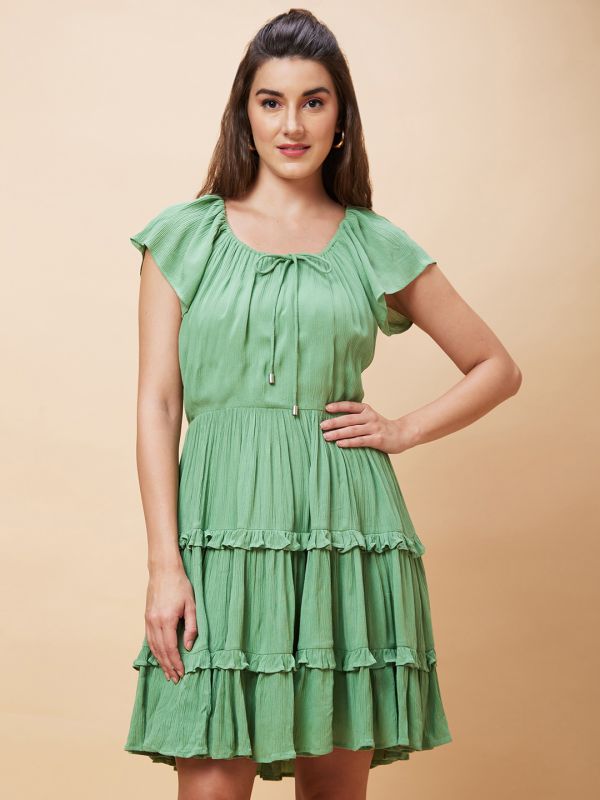 Globus Women Green Solid Round Neck Casual A-Line Tiered Dress