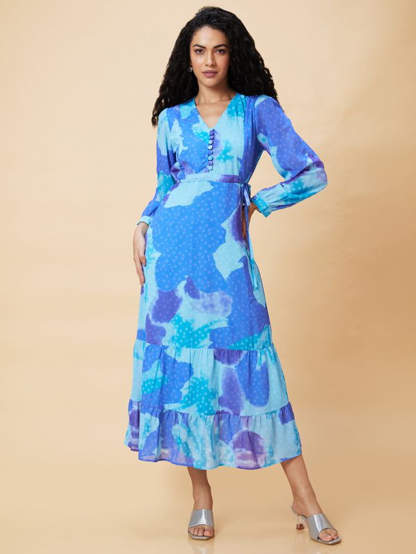 Globus Women Blue Abstract Print V-Neck Casual Tie-Up Fit And Flare Tiered Maxi Dress