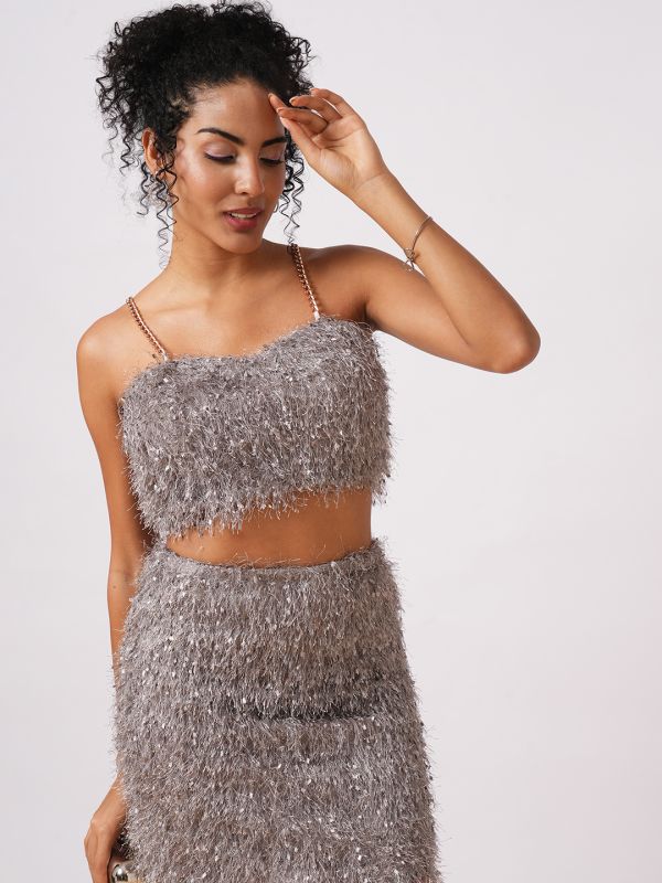 Globus Women Grey Sweetheart Neck Chain Strap Shoulder Faux Fur Crop Top With Mini Skirt Party Co-Ord Set