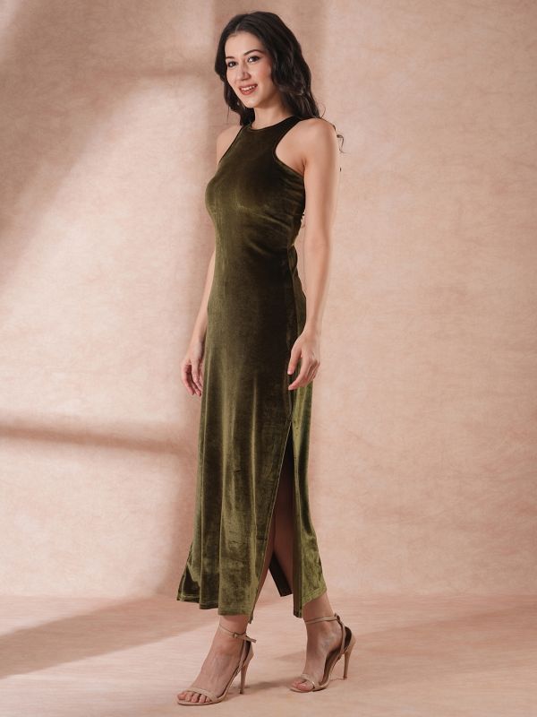 Globus Women Green Sleeveless Halter Neck Velvet Side Slit Flared Hem Bodycon Maxi Party Dress