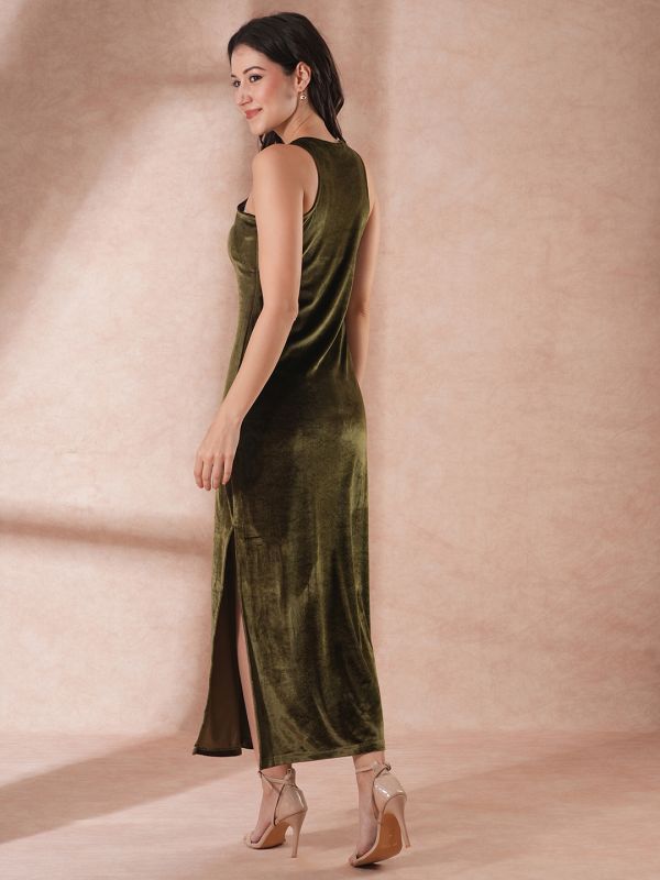 Globus Women Green Sleeveless Halter Neck Velvet Side Slit Flared Hem Bodycon Maxi Party Dress