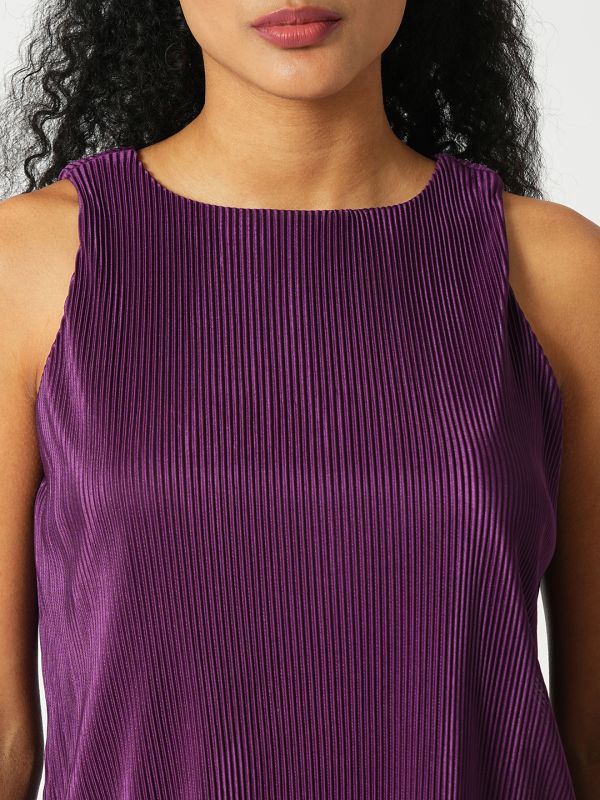 Globus Women Purple Round Neck Sleeveless Accordian Pleats Party Top