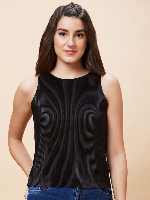 Globus Women Black Solid Round Neck Sleeveless Pleated Party Top