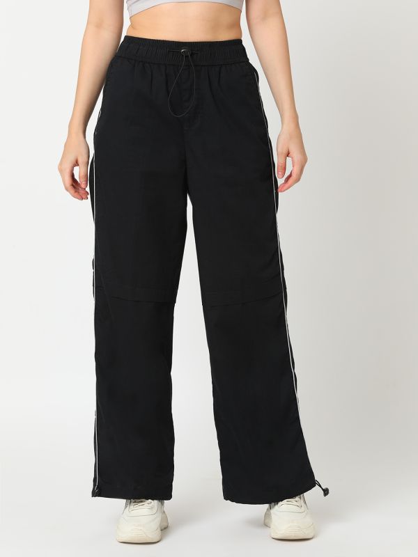 Globus Women Black Washed Cargo With Contrast Piping and Adjustable Toggle