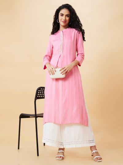 Globus Women Pink Solid Mandarin Collar Straight Kurta