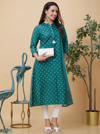 Globus Women Green Bandhani Print Mandarin Collar Kantha Stitch A-Line Kurta