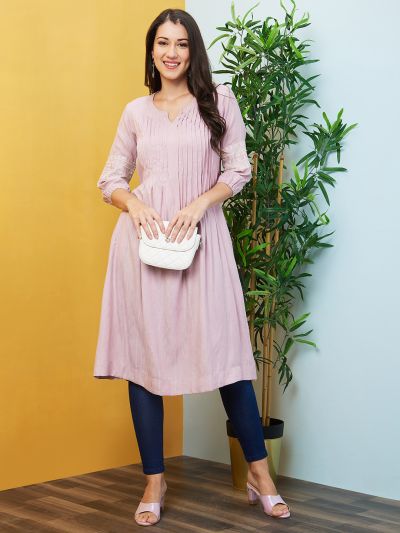 Globus Women Lilac Woven Design Round Neck With V Pleated Yoke A-Line Kurta