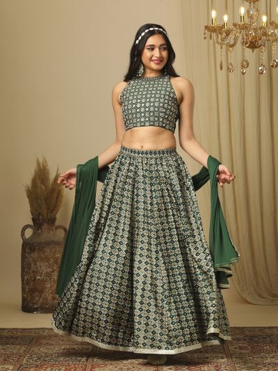 Globus Women Green Halter Neck Floral Embroidery Blouse & Bandhani Print Lehenga With Dupatta Festive Co-Ords Set