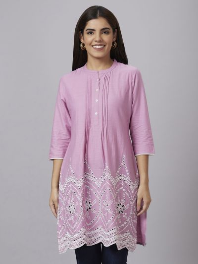 Globus Women Pink Solid Straight Kurta