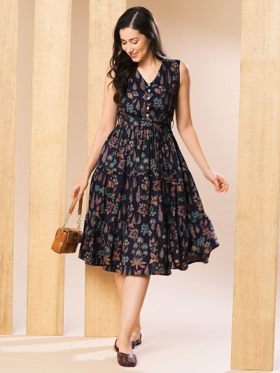 Globus Women Blue Floral V-Neck Waist Tie-Up Belted Tiered Fit & Flare Midi Dress