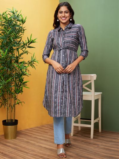 Globus Women Black Woven Design Shirt Collar Regular Kurta