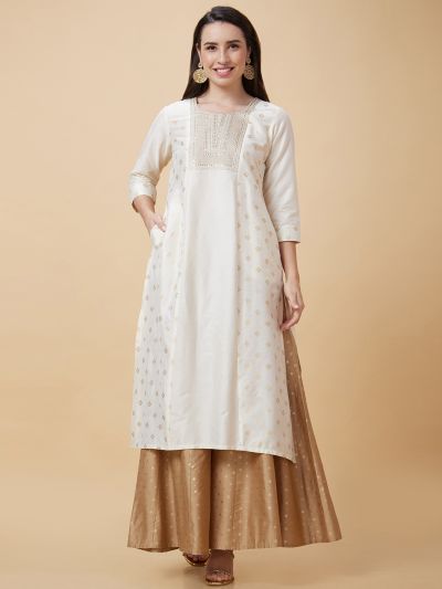 Globus Women Off-White Ethnic Motifs Gold Print Yoke Embroidered Round Neck Festive Straight Panelled Kurta with Pockets