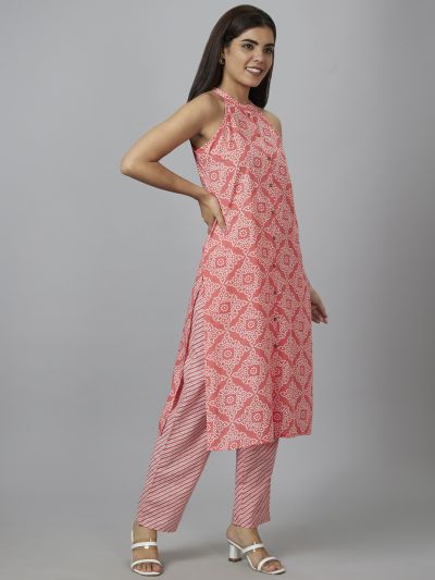 Globus Women Peach Printed Straight Kurta Set with Pyjama