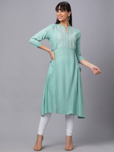 Globus Women Sea Green Mandarin Collar Solid Yoke Embroidered Panelled Kurta With Side Tie Ups