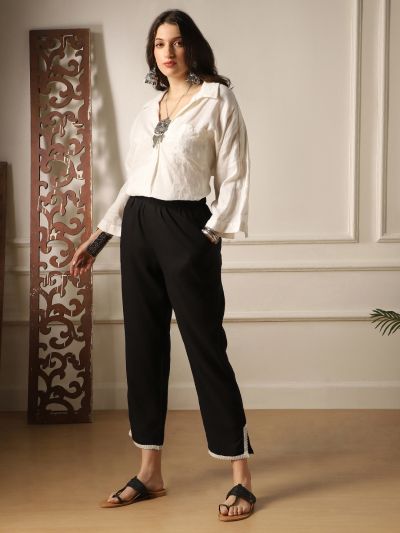 Globus Women Black Mid Rise Lace Detail Tapered Fit Pants