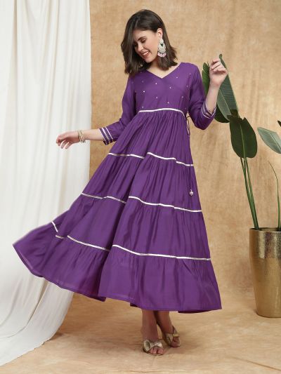 Globus Women Purple Sequin Embellished V-Neck Gotta Lace Detail Waist Tie-Ups Fit & Flare Tiered Maxi Festive Dress