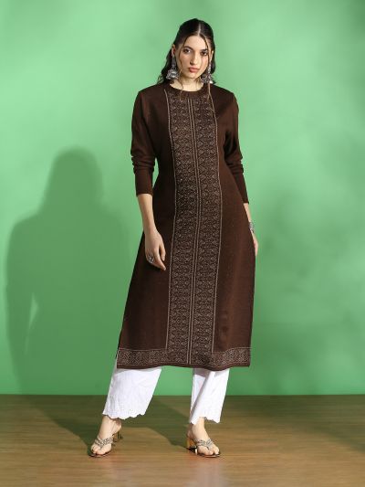Globus Women Brown Round Neck Full Sleeves Placement Weave Knitted Acrylic Loose Fit Winter Wear Kurta