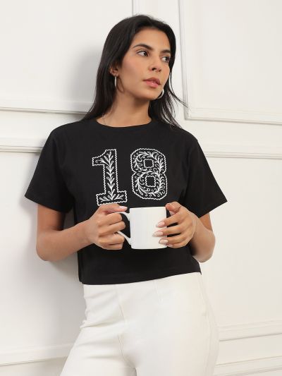 Globus Women Black Round Neck Short Sleeves Graphic Print Boxy Fit T-Shirt