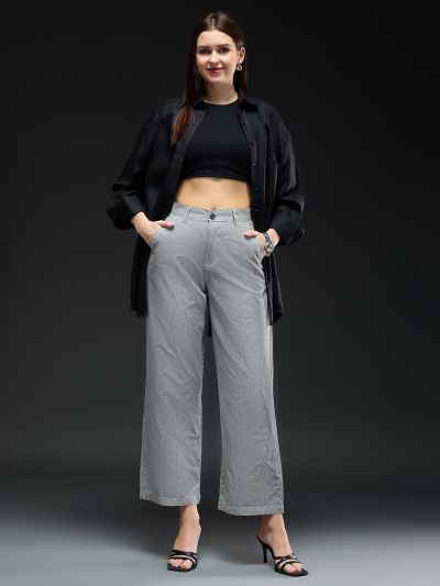 Globus Women Gingham Checks Mid-Rise Straight Fit Cropped Workwear Trousers