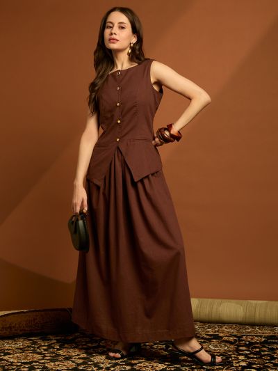 Globus Women Brown Round Neck Sleeveless Pocket Detail Vest Top with Pleated Flared Skirt Co-ord Sets