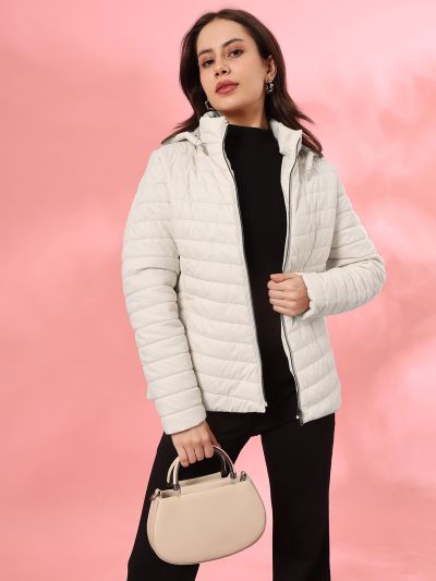 Globus Women Off White Mock Collar Long Sleeves Front Pockets Winterwear Puffer Jacket With Detachable Hood