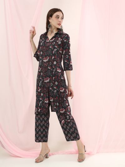 Globus Women Black Collared Neck All Over Floral Print Thread Work Detail Straight Shirt Style Kurta with Pants Set