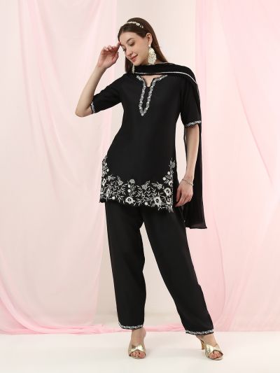 Globus Women Black Round Neck Floral Embroidered Scalloped Hem Kurti With Pants & Gotta Lace Dupatta Festive Set