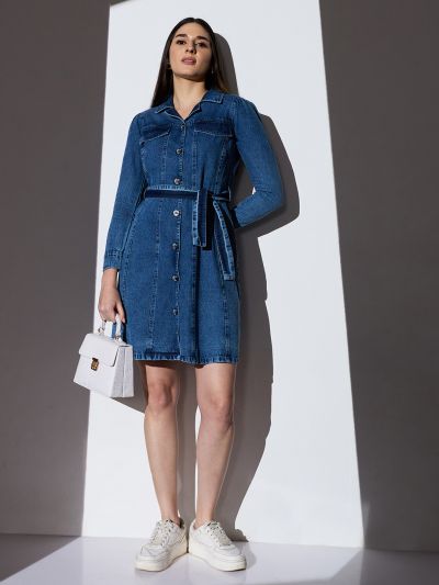 Globus Women Med Blue Cuban Collar Cuffed Sleeves Pocket Detail Mini Denim A-Line Shirt Dress With Belt