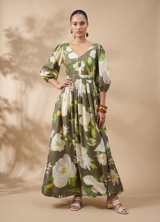 Globus Women Green V-Neck Puff Sleeves Floral Print Pleated Fit & Flare Maxi Dress With Belt