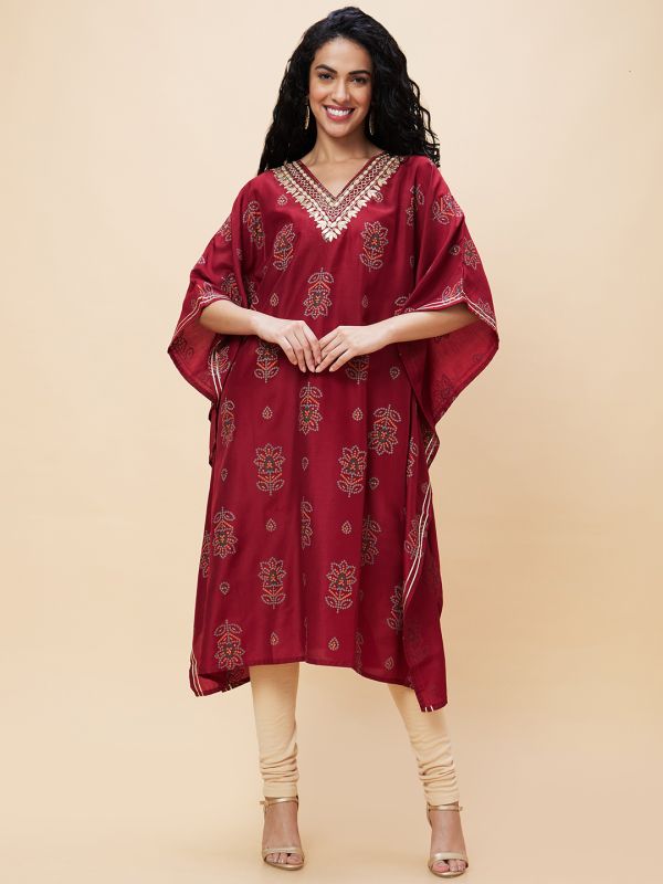 Globus Women Maroon Floral Bandhani Print Embroidered Yoke Asymmetric Hem Kaftan Kurta