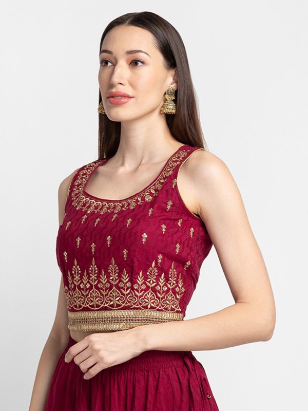 Globus Magenta Embroidered Crop Top