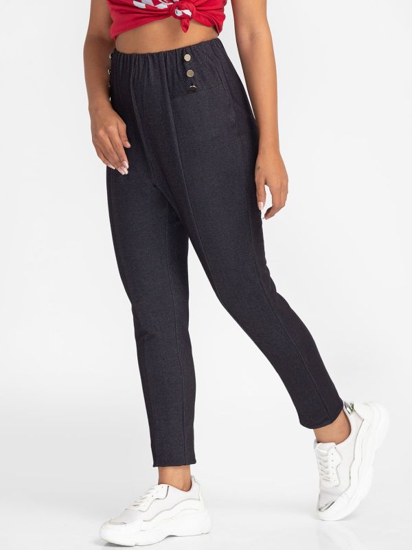 Globus Black Solid Skinny Fit Cropped Peg Trousers