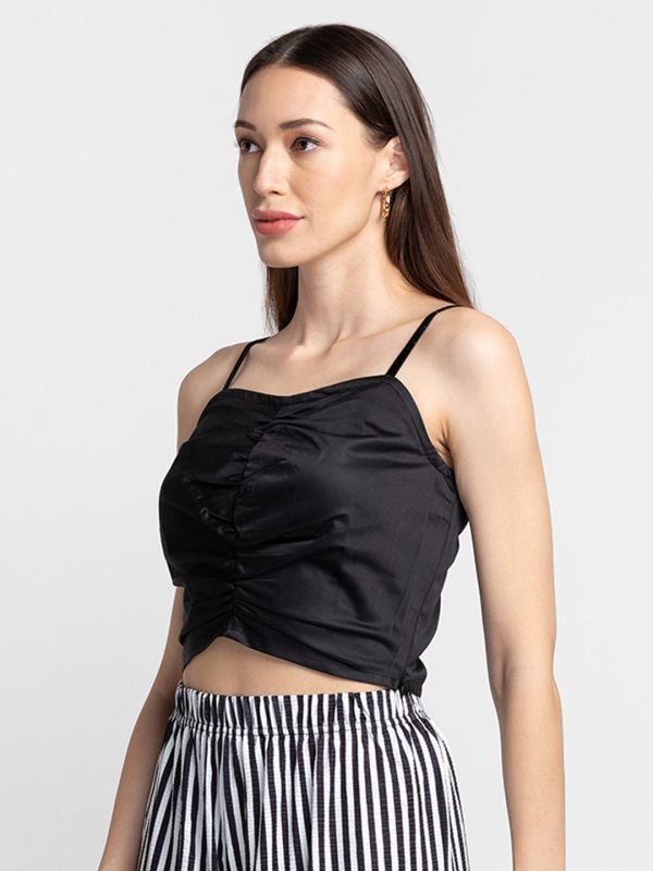 Globus Black Solid Strappy Crop Top