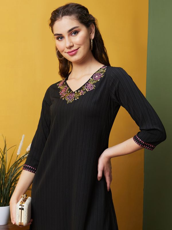 Globus Women Black Floral Embroidered V-Neck Georgette A-Line Kurta