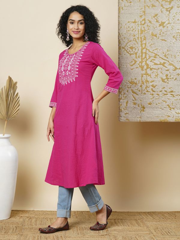 Globus Women Pink Cotton Thread Work Embroidered Yoke Flared Hem A-Line Workwear Kurta