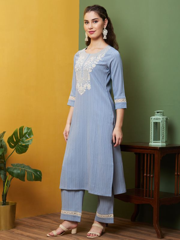 Globus Women Grey Floral Embroidered Yoke Side Slits Straight Kurta & Lace Hem Pants Set