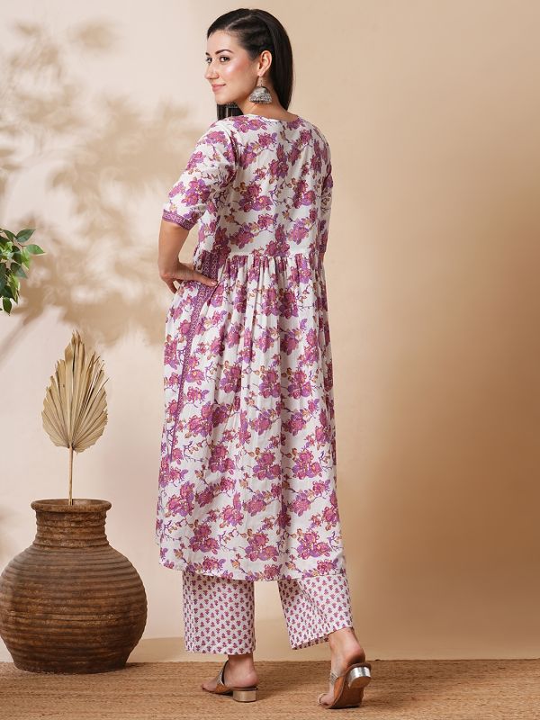 Globus Women Off-White Allover Floral Printed High Slit A-Line Nyra Cut Workwear Kurta With Pants