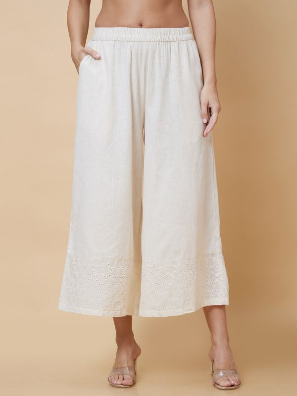 Globus Women Off-White Solid Lace Hem Straight Palazzo 