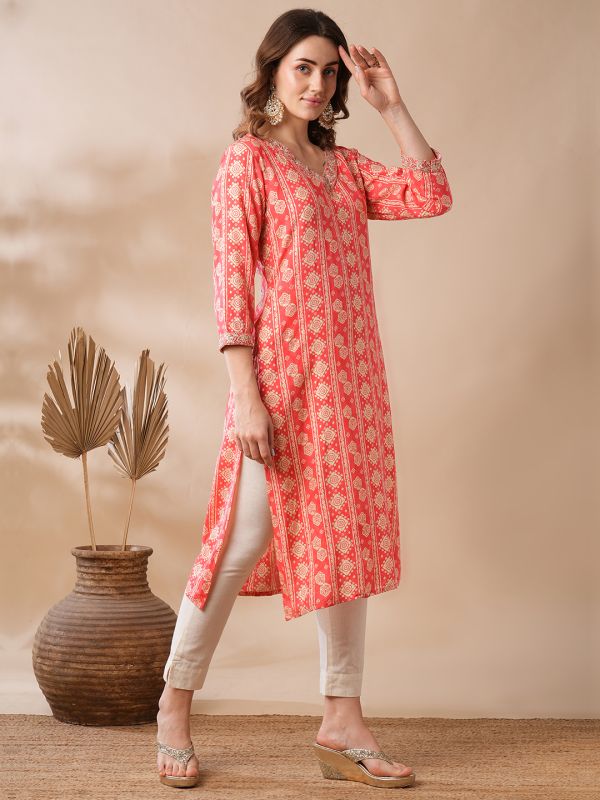 Globus Women Coral Gotta Patti V-Neck Gold Foil Block Floral Printed Straight Workwear Kurta