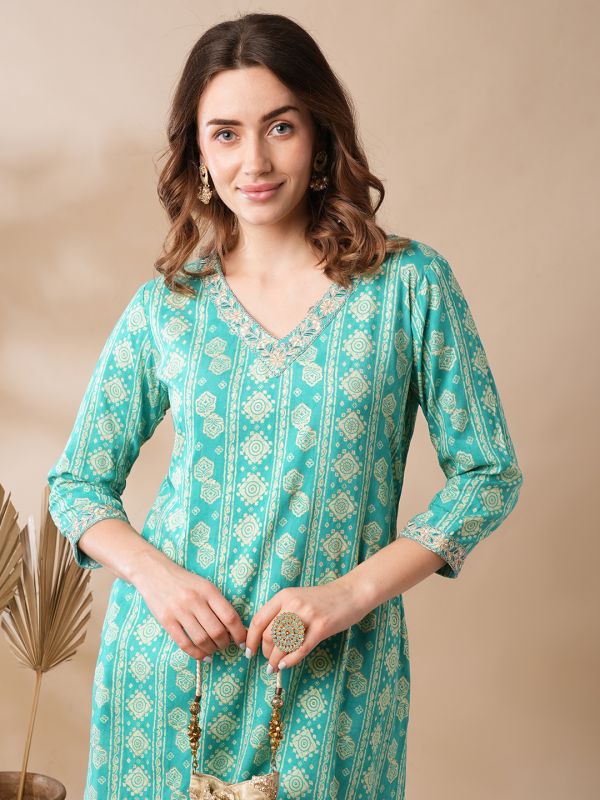 Globus Women Green Gotta Patti V-Neck Gold Foil Block Floral Printed Straight Workwear Kurta