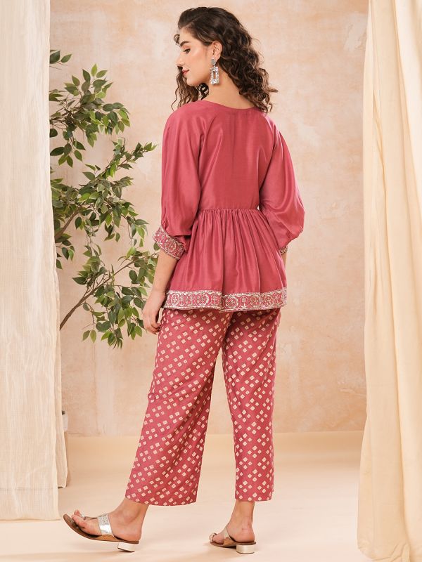 Globus Women Pink Peplum Tunic & Printed Straight Pant Co-Ord Set