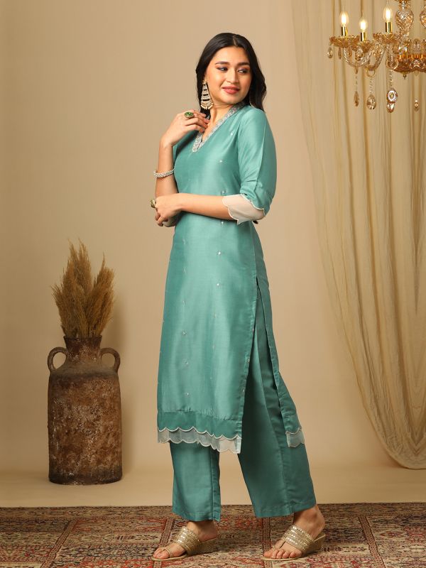 Globus Women Green Silver Embroidered V-Neck Scalloped Hem Straight Kurta & Elasticated Pants Festive Set