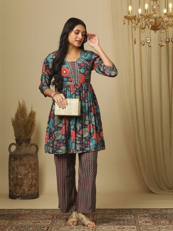 Globus Women Blue Allover Floral Printed Peplum Tunic & Partially Elasticated Chevron Print Trouser Co-Ords Set