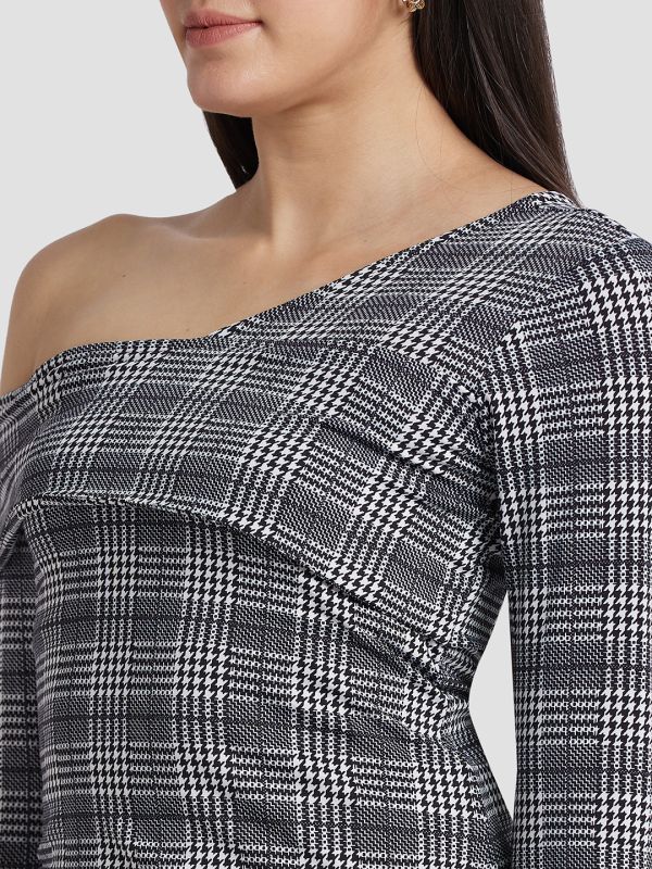 Globus Women Black Checked One Shoulder Bardot Top