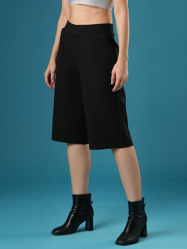 Globus Women Black Mid Rise Stretchable Relaxed Fit Flat Front Slip-On Culottes