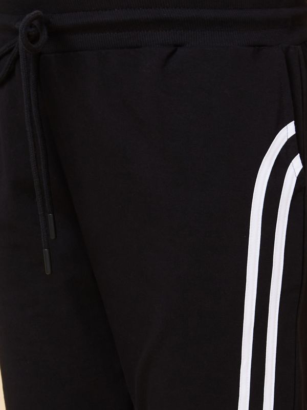 Globus Women Black Typography Printed Boxy Fit Sweatshirt & Side Striped Joggers Co-Ord Set