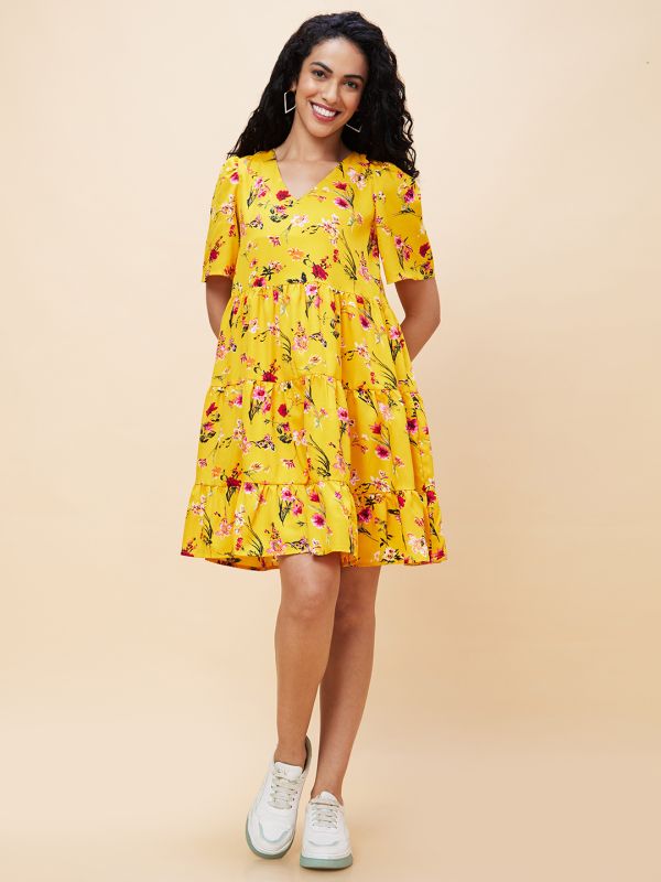 Globus Women Yellow Floral Print V-Neck Casual Loose Fit A-Line Dress